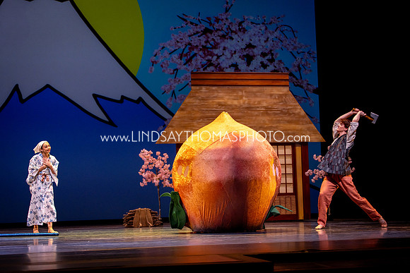 Momotaro_DRESS26_Group1_LT_033