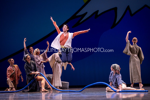 Momotaro_DRESS26_Group1_LT_046