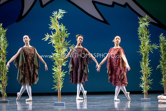 Momotaro_DRESS26_Group1_LT_064
