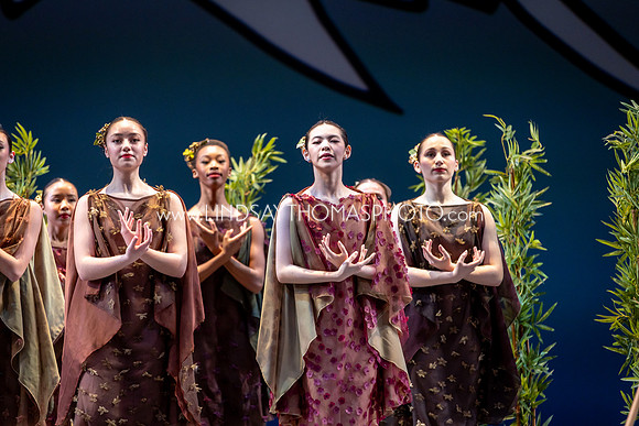 Momotaro_DRESS26_Group1_LT_071