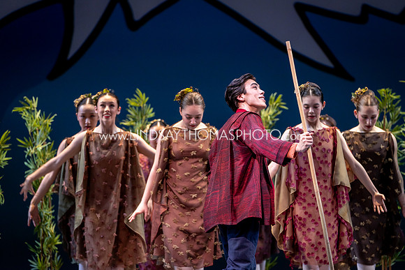 Momotaro_DRESS26_Group1_LT_072