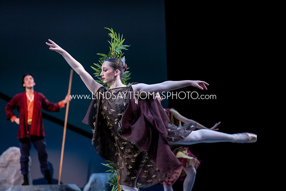 Momotaro_DRESS26_Group1_LT_074