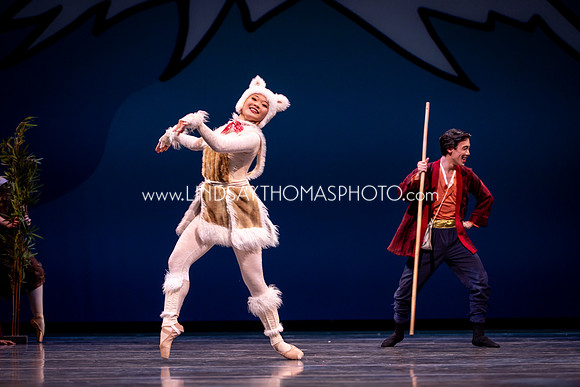 Momotaro_DRESS26_Group1_LT_081