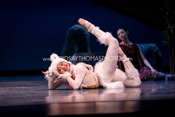Momotaro_DRESS26_Group1_LT_083