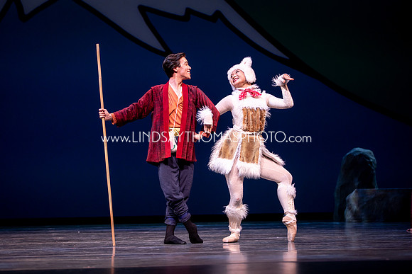 Momotaro_DRESS26_Group1_LT_084