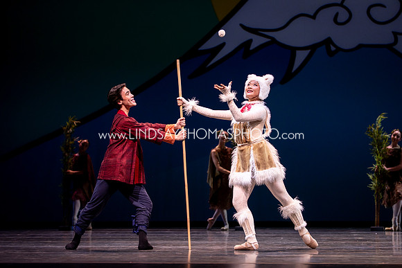 Momotaro_DRESS26_Group1_LT_087