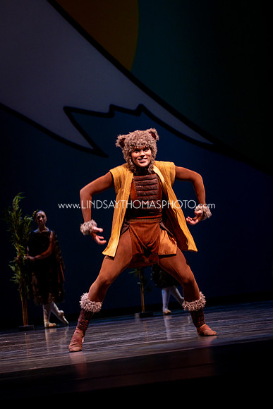 Momotaro_DRESS26_Group1_LT_090