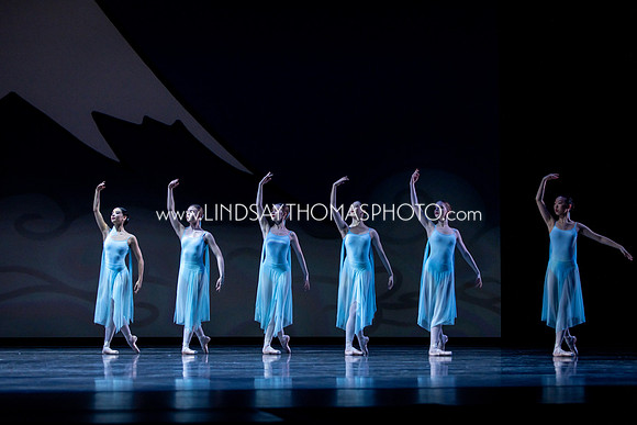 Momotaro_DRESS26_Group1_LT_115
