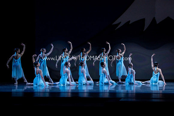 Momotaro_DRESS26_Group1_LT_116