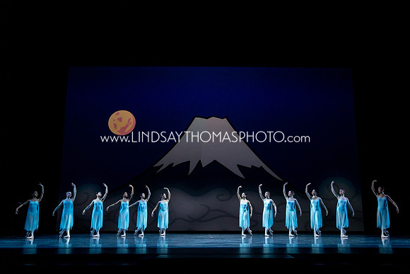 Momotaro_DRESS26_Group1_LT_118