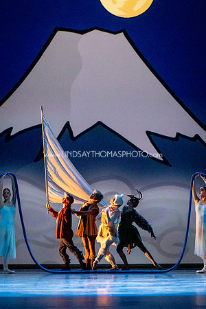 Momotaro_DRESS26_Group1_LT_128