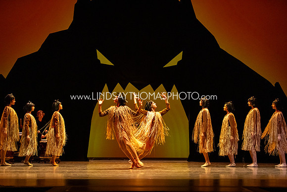 Momotaro_DRESS26_Group1_LT_136