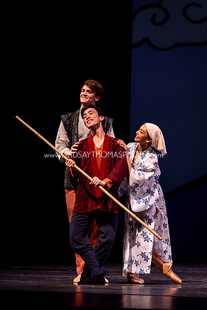 Momotaro_DRESS26_Group1_LT_156