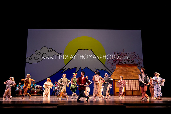 Momotaro_DRESS26_Group1_LT_160
