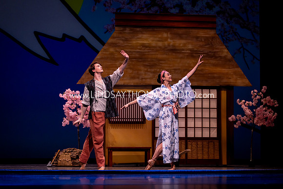 Momotaro_DRESS26_Group2_LT_002004
