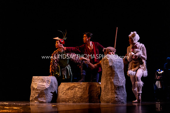 Momotaro_DRESS26_Group2_LT_002119