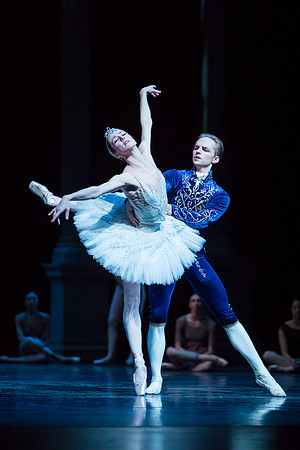 Sarah Ricard Orza & Dylan Wald in Kent Stowell's Swan Lake | Pacific Northwest Ballet
